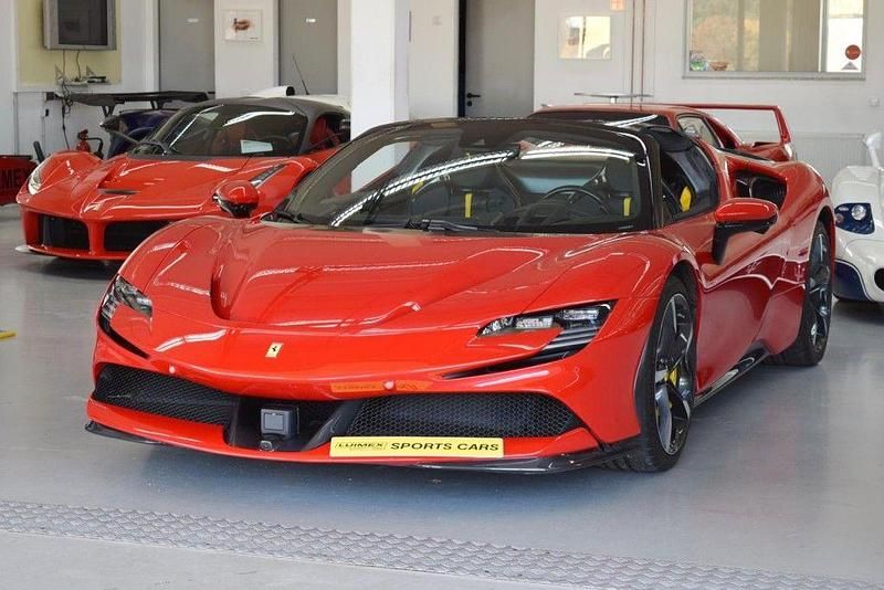Gebraucht Ferrari SF90 999 PS (734 kW) 2024 Rot  rosso corsa Cabrio