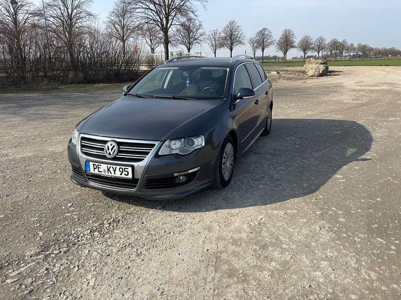 Gebraucht VW Passat R-line Edition 160 PS (117 kW) 2009 Grau Limousine