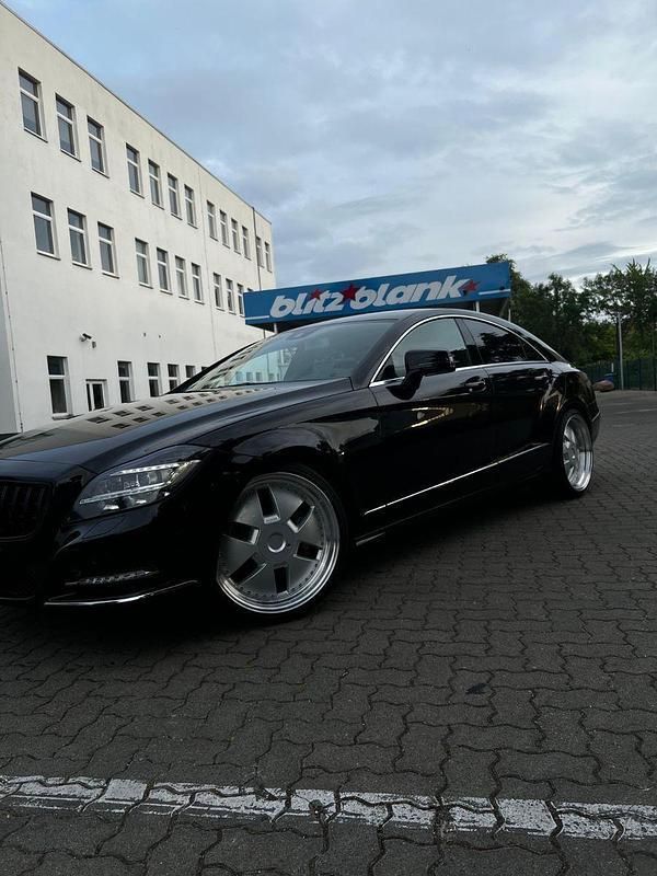 Schwarz Gebraucht 2014 Mercedes CLS350 Coupé | 24.500 € (Fairer Preis) - Bild 1/4