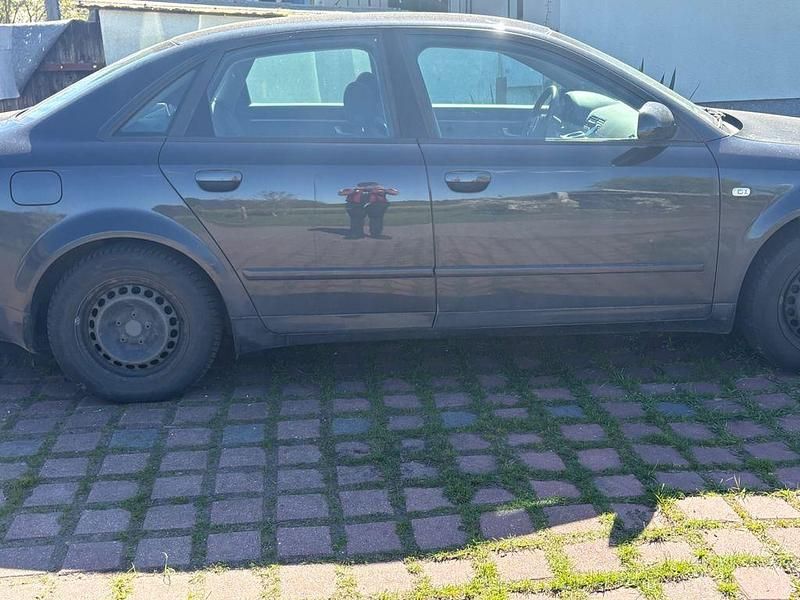 Gebraucht Audi A4 102 PS (75 kW) 2004 Schwarz Limousine