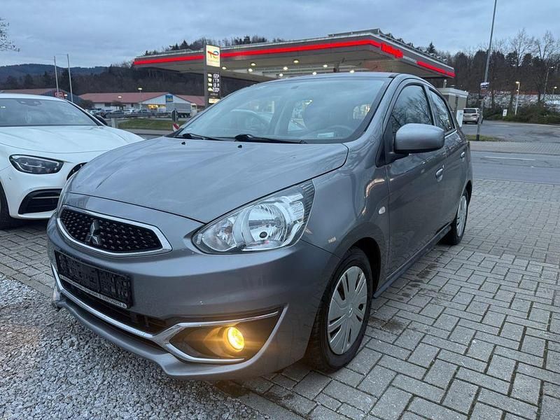 Gebraucht Mitsubishi Space Star Edition 71 PS (52 kW) 2017 Grau Limousine