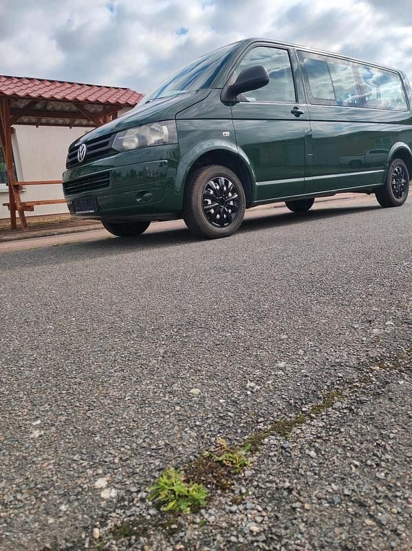 Grün Gebraucht 2011 VW T5 Van | 9.900 € (Superpreis) - Bild 1/4