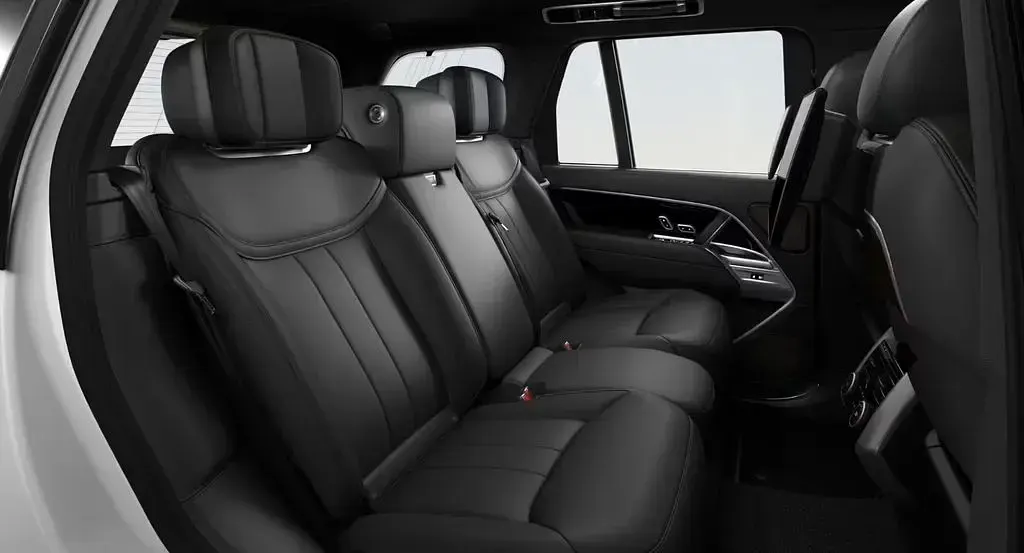 Neu Land Rover Range Rover Autobiography 249 PS (183 kW) 2026 Schwarz SUV