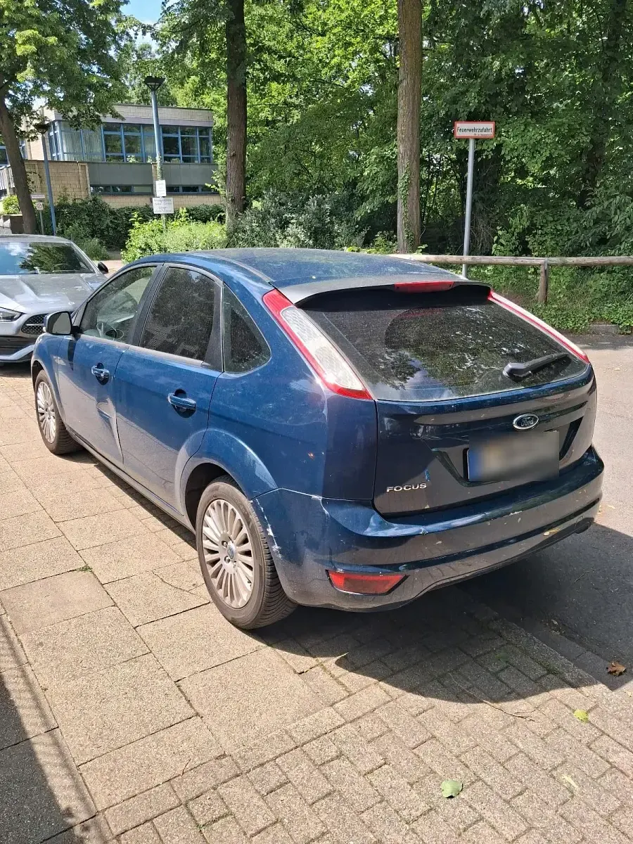 Gebraucht Ford Focus 90 PS (66 kW) 2011 Blau Limousine