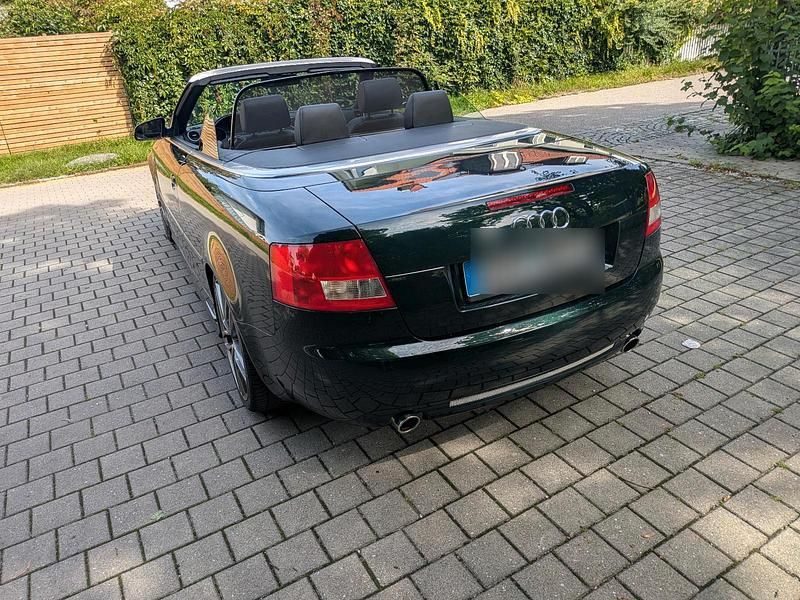 Grün Gebraucht 2002 Audi A4 Cabriolet Sport Cabrio | 7.499 € (Teuer) - Bild 1/4
