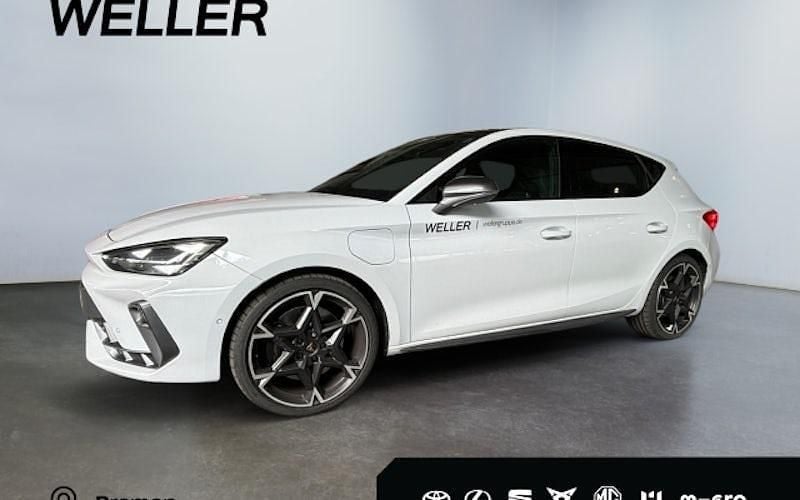 Weiß Gebraucht 2025 Cupra Leon VZ Limousine | 40.499 € (Superpreis) - Bild 1/4