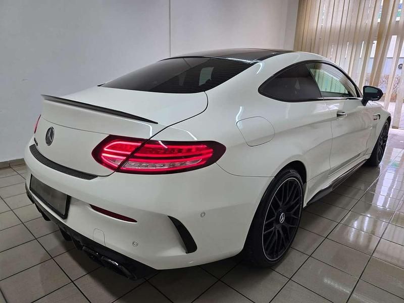 Gebraucht Mercedes C63 AMG AMG 476 PS (350 kW) 2020 Diamantweiss Coupé