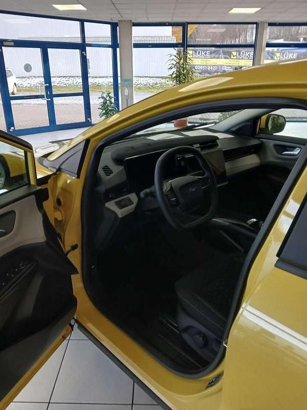 Neu Ford Puma Gen-E 124 kW (169 PS) 2025 Electric yellow 3c SUV