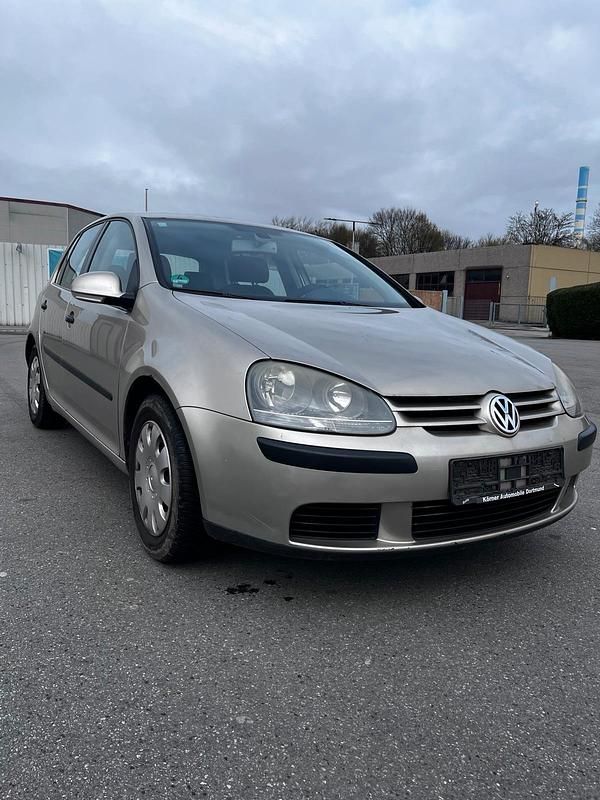Gebraucht VW Golf V 90 PS (66 kW) 2004 Gelb Kleinwagen