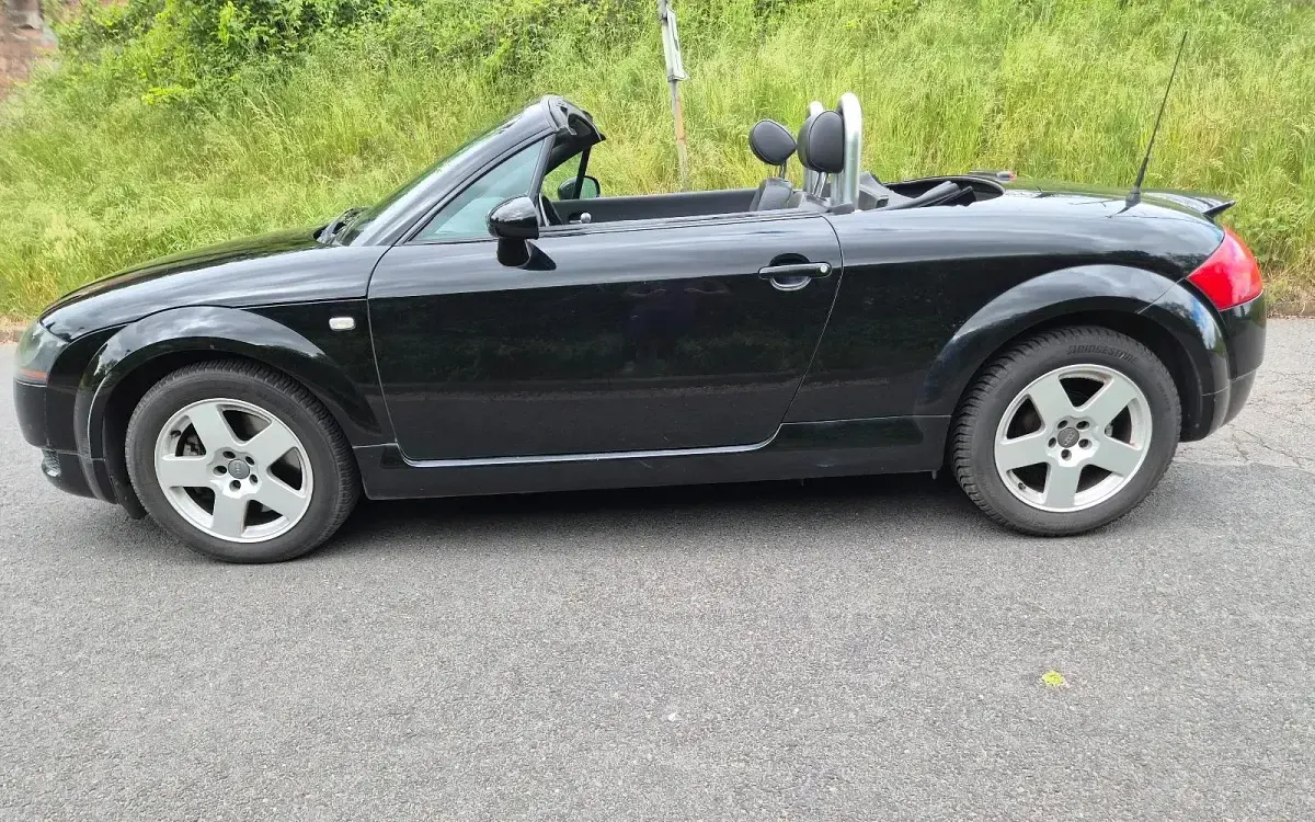 Gebraucht Audi TT Roadster 179 PS (131 kW) 2002 Schwarz Cabrio