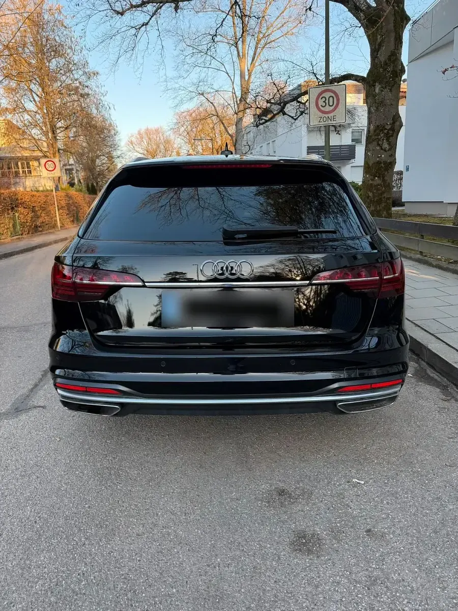 Usata Audi A4 Advanced 163 CV (119 kW) 2023 Nero Station wagon