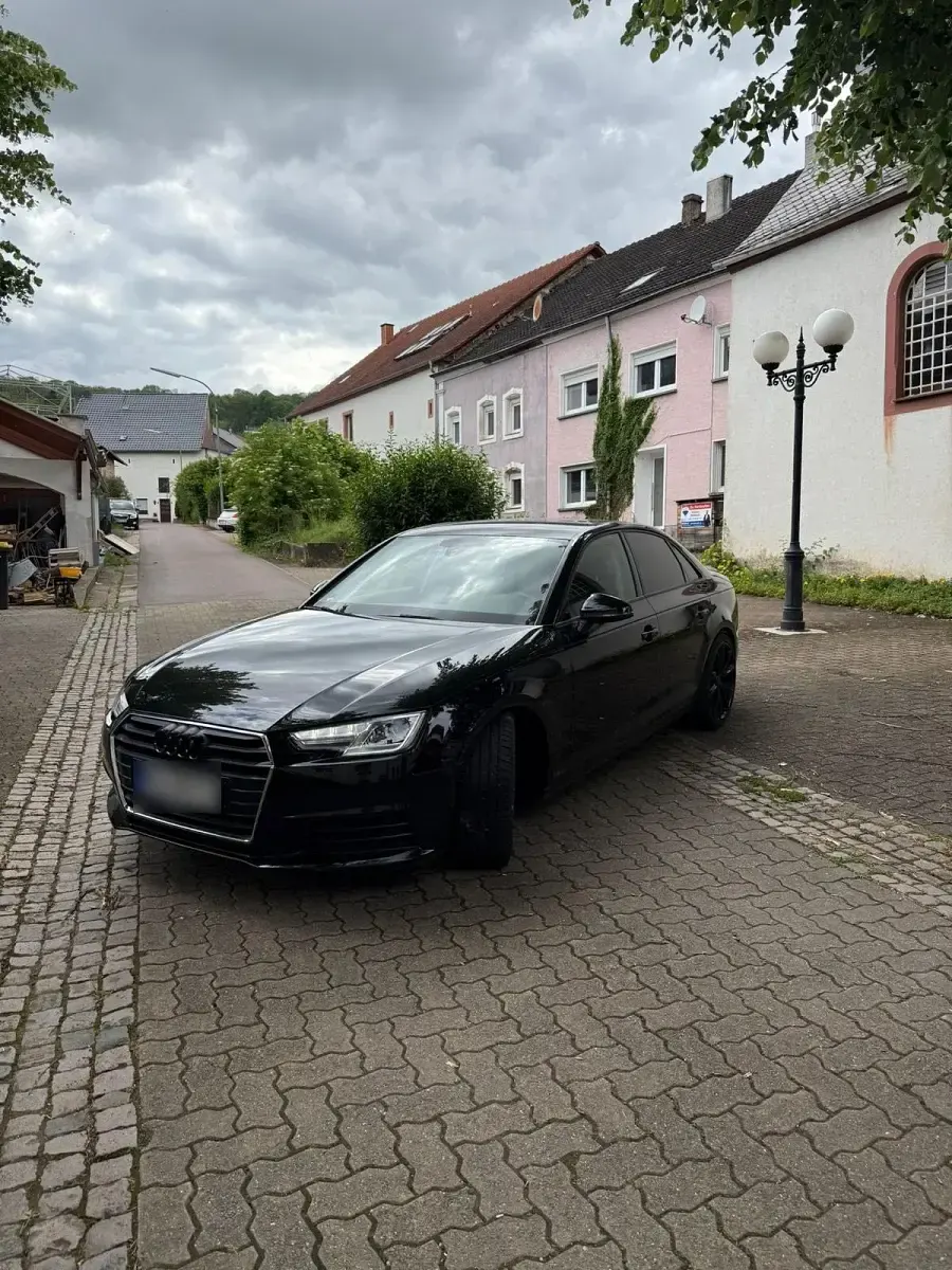 Gebraucht Audi A4 195 PS (143 kW) 2016 Schwarz Limousine