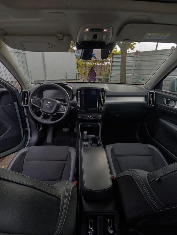 Occasion Volvo XC40 190 ch (139 kW) 2018 Bleue SUV