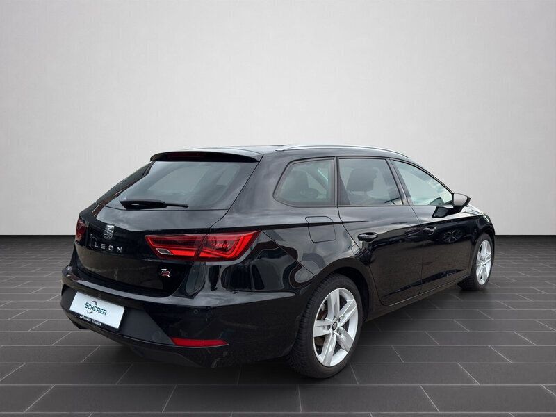Second-hand Seat Leon FR 150 CP (110 kW) 2017 Negru Berlinǎ