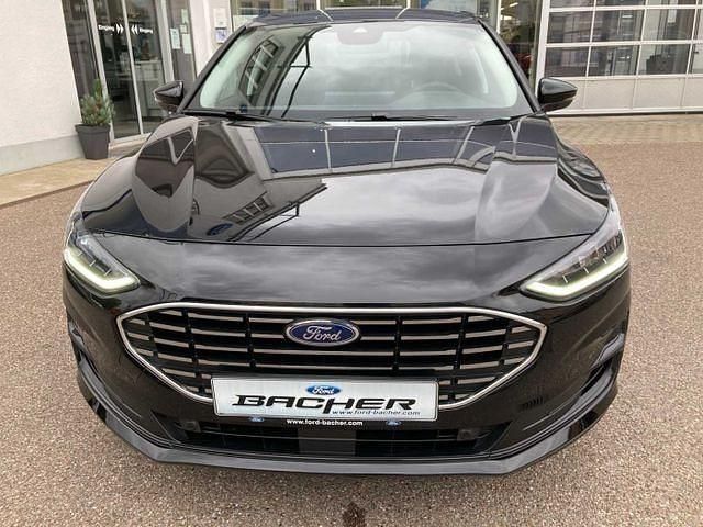 Neu Ford Focus Titanium 155 PS (114 kW) 2025 Schwarz Limousine