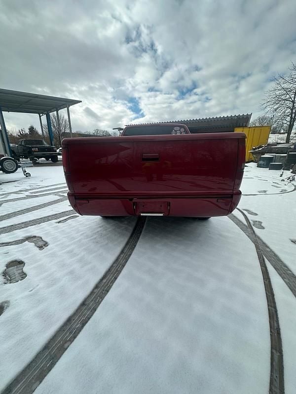 Gebraucht Chevrolet S10 197 PS (144 kW) 2000 Rot Pickup