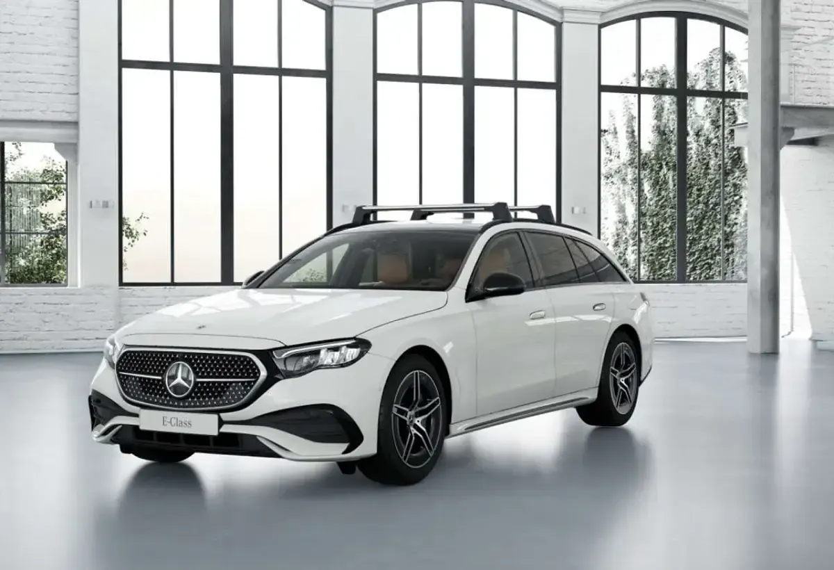 Gebraucht Mercedes E300 AMG 197 PS (144 kW) 2024 Polarweiß uni Kombi