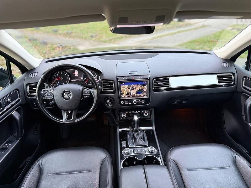 Gebraucht VW Touareg Terrain Tech 262 PS (192 kW) 2018 Deep black SUV