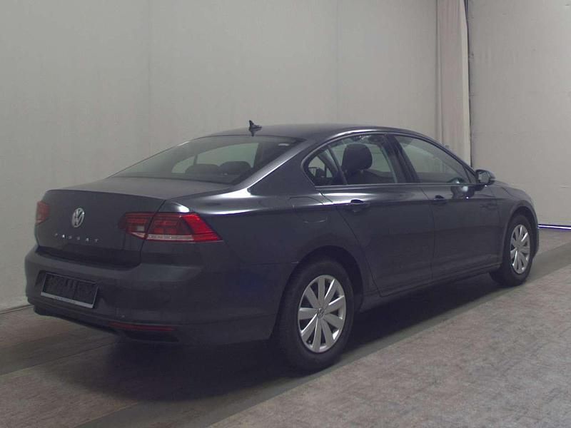 Second-hand VW Passat 150 CP (110 kW) 2020 Gri Berlinǎ