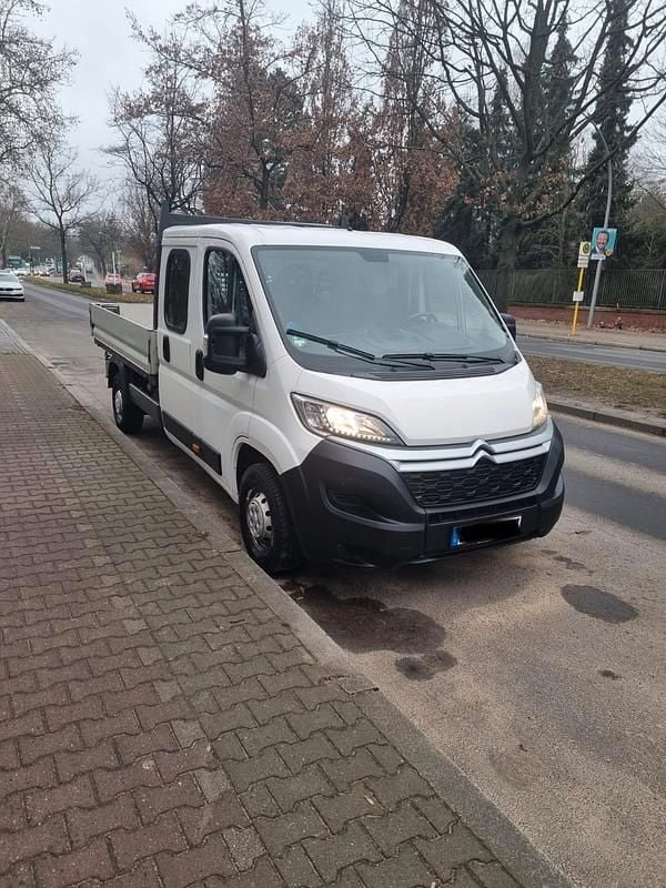 Weiß Gebraucht 2018 Citroën Jumper Van / Kleinbus | 14.000 € - Bild 1/4