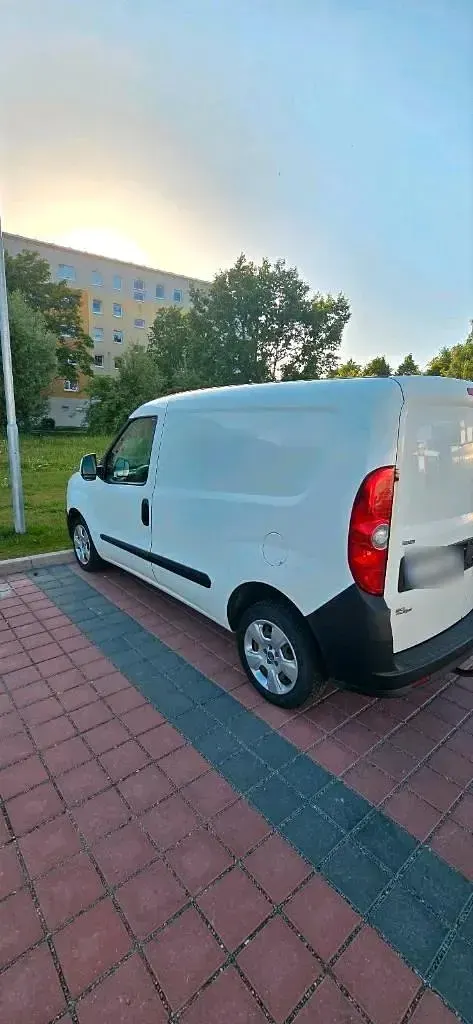 Gebraucht Fiat Doblò 90 PS (66 kW) 2014 Weiß Van / Kleinbus