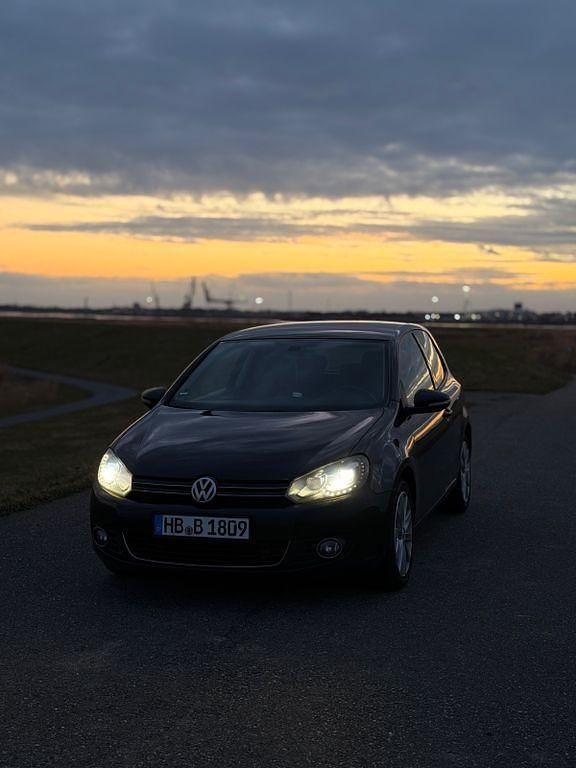 Gebraucht VW Golf VI Highline 140 PS (102 kW) 2011 Schwarz Kleinwagen