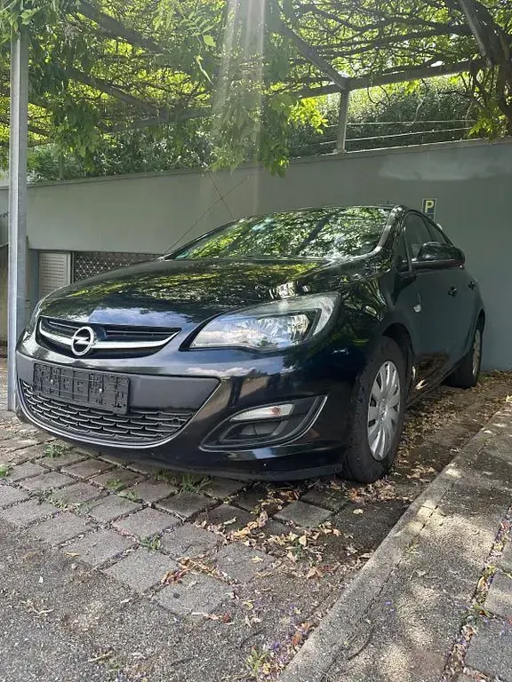 Gebraucht Opel Astra Style 120 PS (88 kW) 2015 Schwarz Limousine