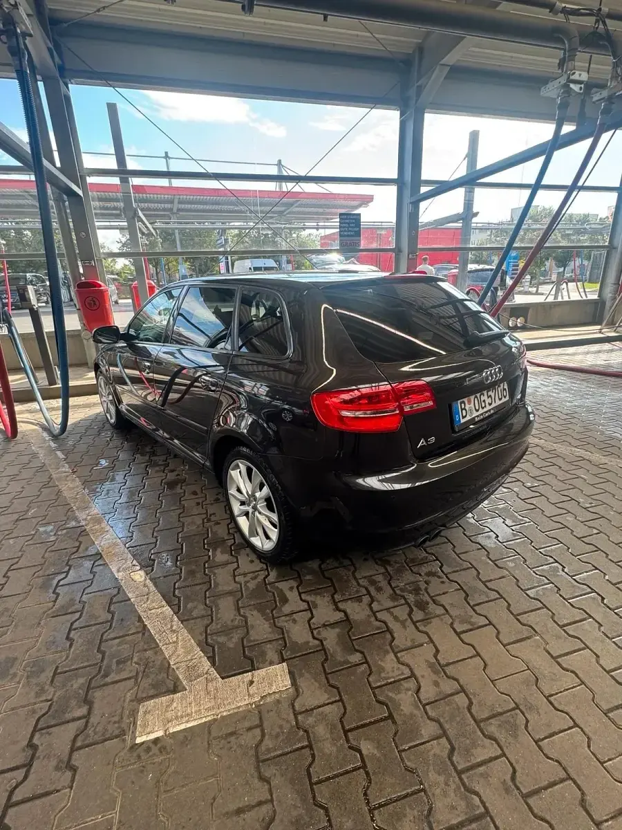 Gebraucht Audi A3 160 PS (117 kW) 2010 Grau Kleinwagen