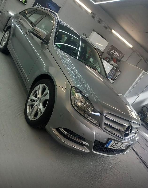 Grau Gebraucht 2014 Mercedes C220 Avantgarde Kombi | 11.499 € (Superpreis) - Bild 1/4