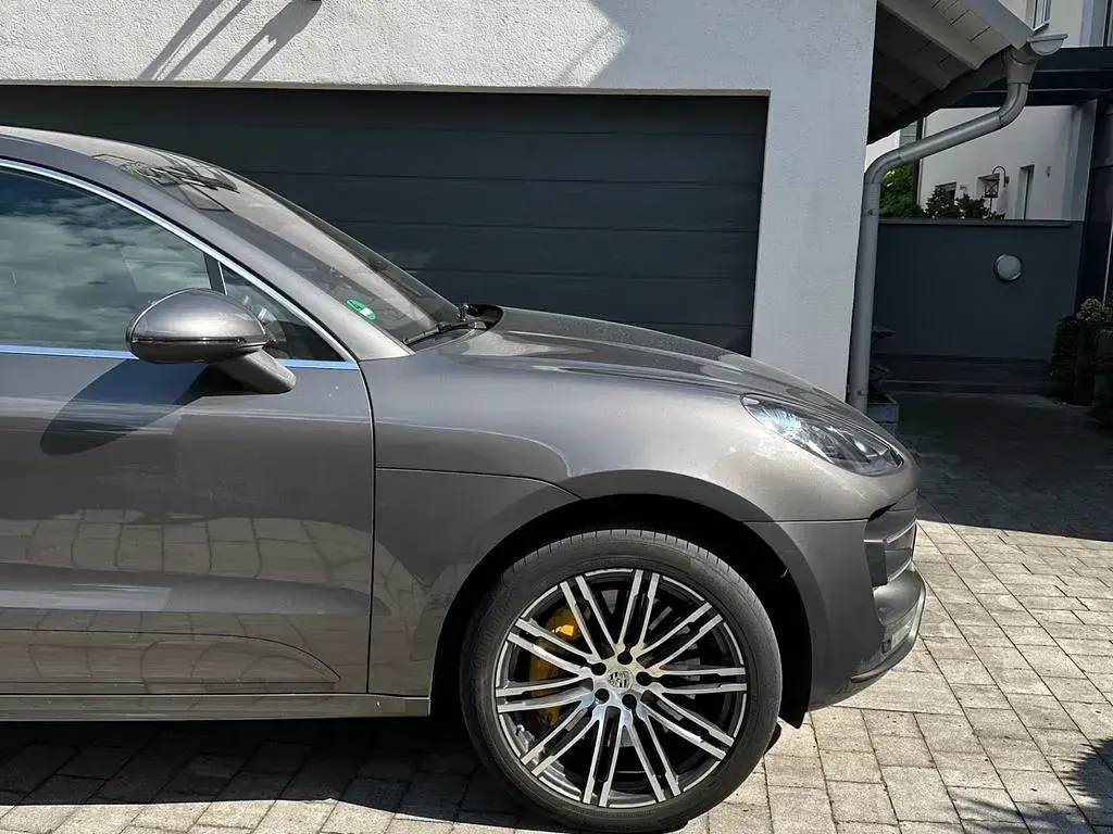 Gebraucht Porsche Macan Turbo 400 PS (294 kW) 2015 Silber SUV