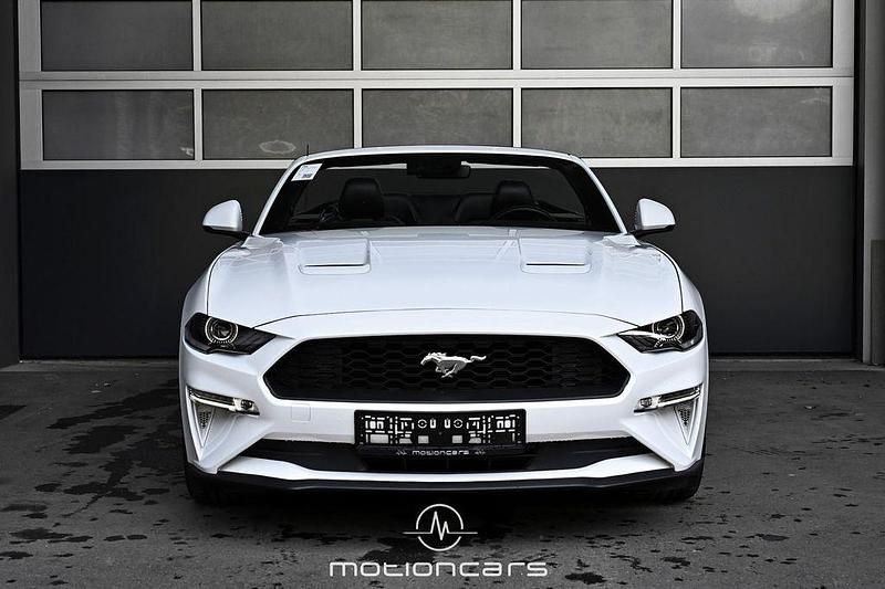 Gebraucht Ford Mustang 290 PS (213 kW) 2019 Weiß Cabrio