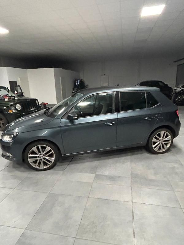 Gebraucht Skoda Fabia Style 95 PS (69 kW) 2017 Grau Kleinwagen