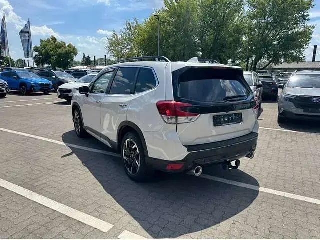 Gebraucht Subaru Forester Active 150 PS (110 kW) 2020 Crystal white pearl SUV