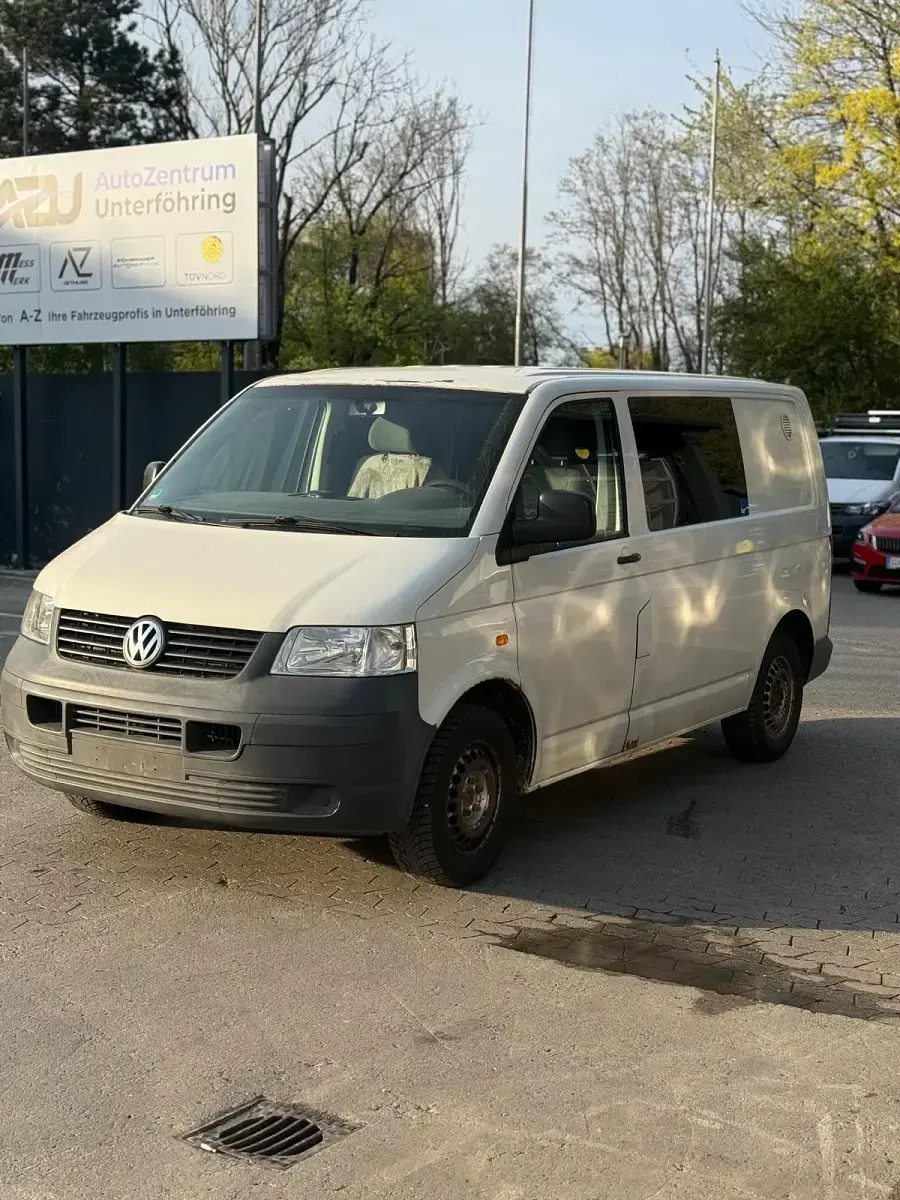 Second-hand VW Transporter 174 CP (127 kW) 2006 Bej Van