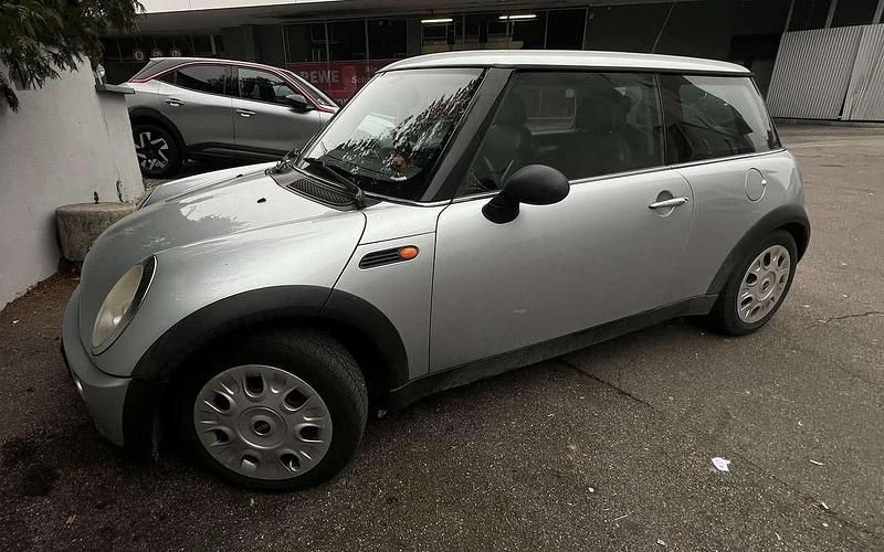 Second-hand Mini ONE 90 CP (66 kW) 2005 Argintiu Hatchback
