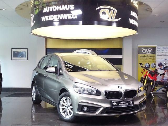 Silber Gebraucht 2014 BMW 218 Active Tourer Advantage Van / Kleinbus | 14.950 € (Fairer Preis) - Bild 1/4