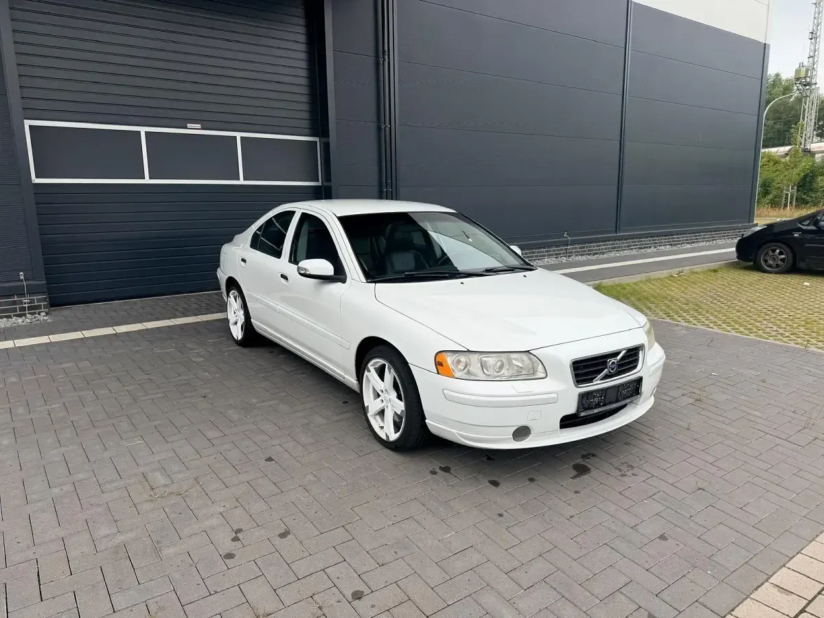 Gebraucht Volvo S60 185 PS (136 kW) 2009 Weiß Limousine
