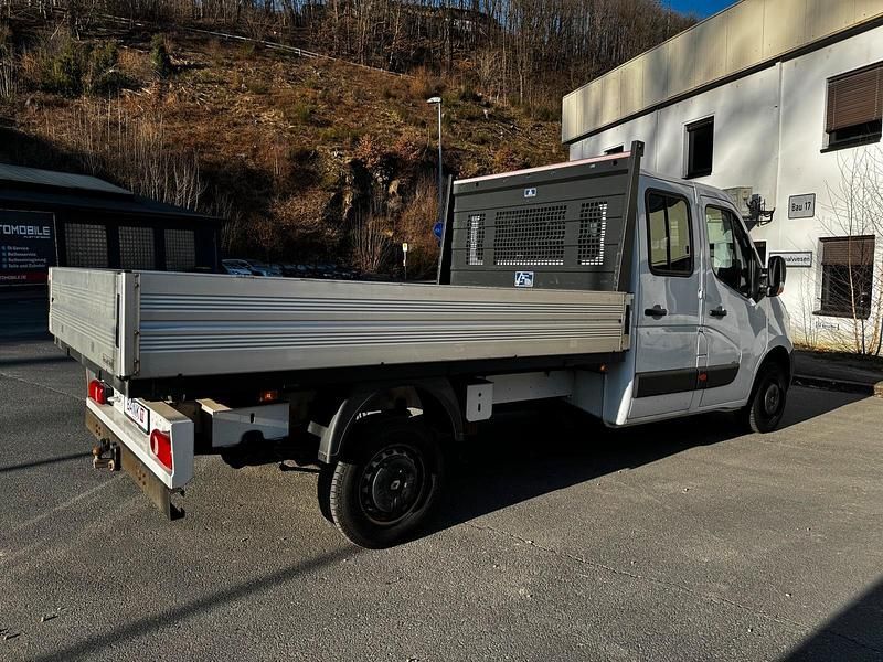 Second-hand Renault Master 130 CP (95 kW) 2019 Alb Berlinǎ