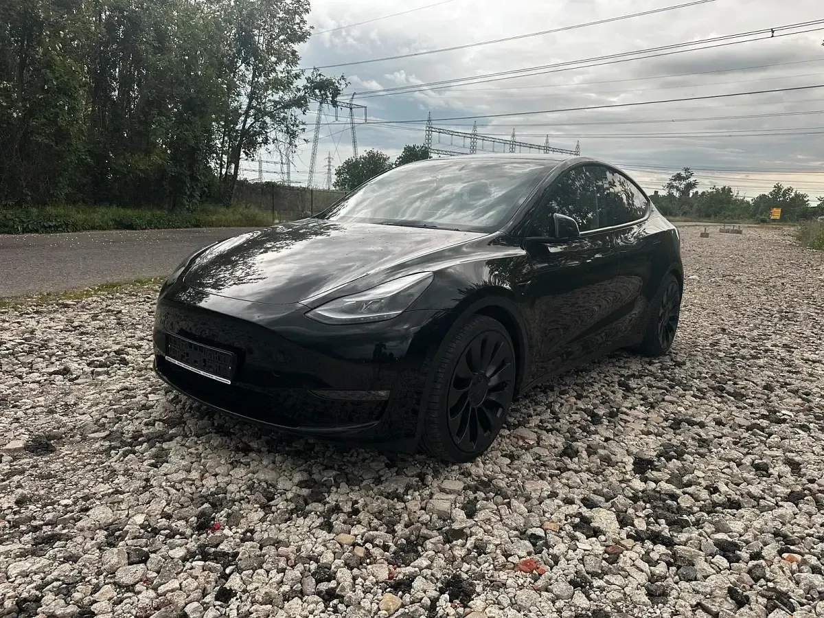 Usado Tesla Model Y Performance 393 kW (535 CV) 2023 Negro SUV