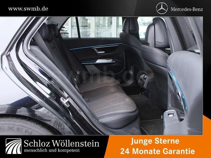 Gebraucht Mercedes E220 Avantgarde 197 PS (144 kW) 2024 Schwarz Limousine