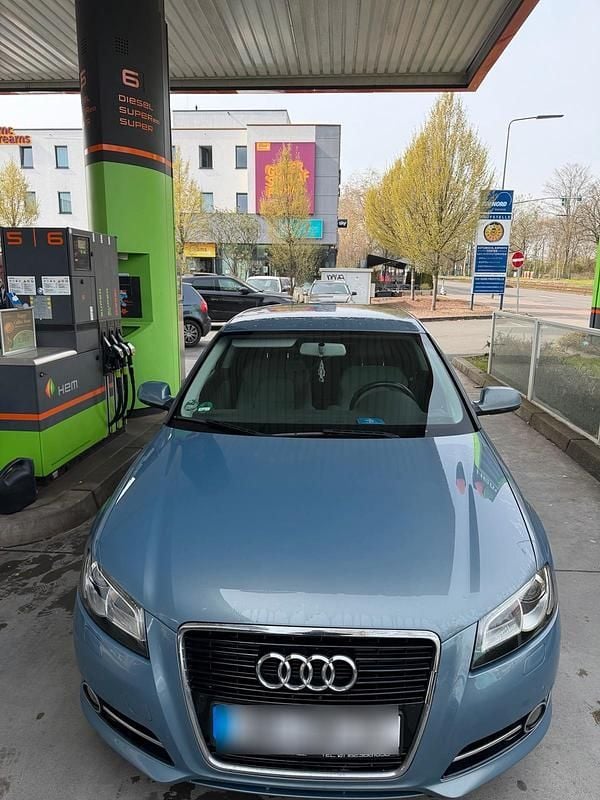 Gebraucht Audi A3 140 PS (102 kW) 2011 Blau Kleinwagen