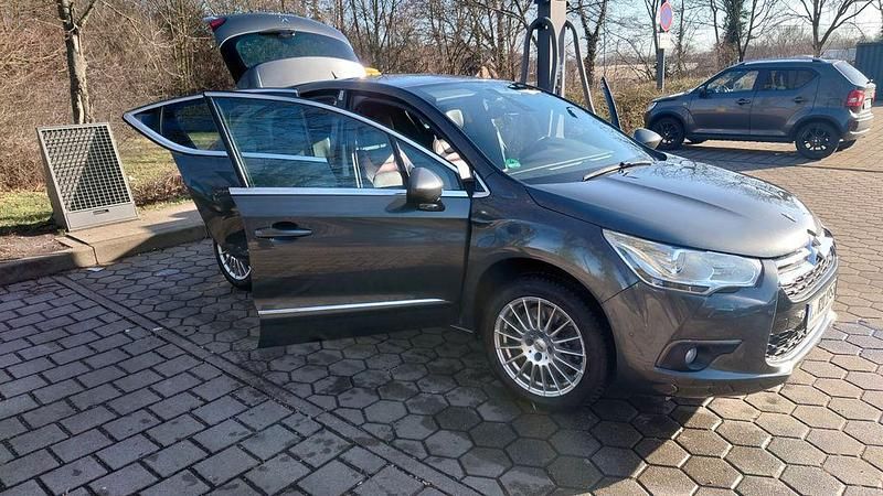 Gebraucht Citroën DS4 Sport Chic 200 PS (147 kW) 2011 Braun Kleinwagen