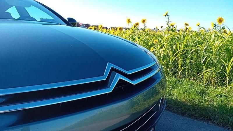 Grau Gebraucht 2008 Citroën C6 Exclusive Limousine | 7.500 € (Teuer) - Bild 1/4