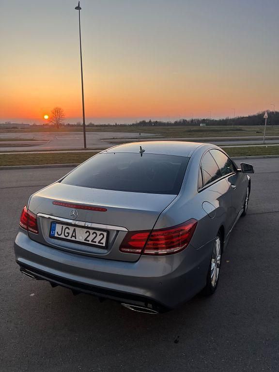 Gebraucht Mercedes E250 204 PS (150 kW) 2013 Grau Coupé