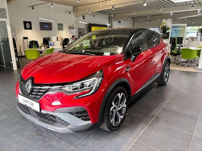 Dezirrot, dach blac Gebraucht 2022 Renault Captur R.S. SUV | 21.290 € (Fairer Preis) - Bild 1/4