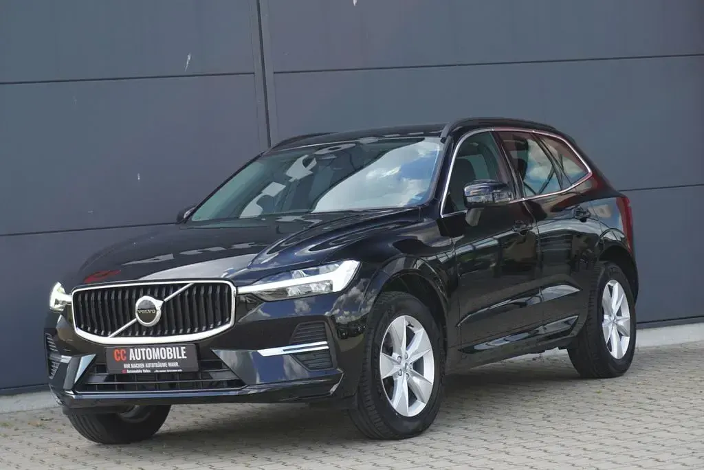 Gebraucht Volvo XC60 Core 197 PS (144 kW) 2023 Schwarz SUV