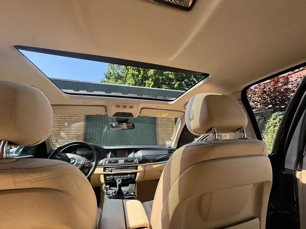 Gebraucht BMW 520 190 PS (139 kW) 2015 Blau Limousine