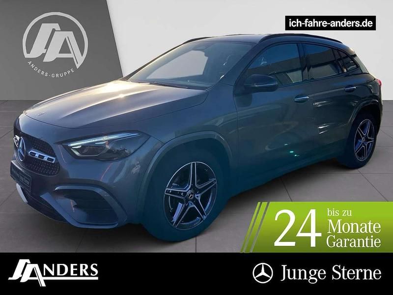 Mountaingrau Gebraucht 2024 Mercedes GLA200 AMG SUV | 40.274 € (Fairer Preis) - Bild 1/3