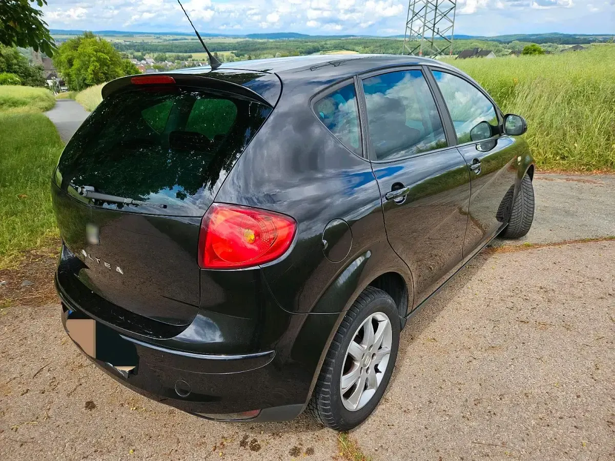Gebraucht Seat Altea 105 PS (77 kW) 2011 Schwarz Van / Kleinbus