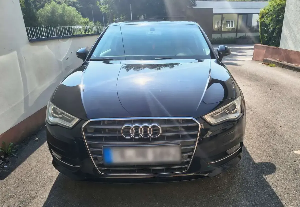 Gebraucht Audi A3 Ambition 150 PS (110 kW) 2014 Schwarz Limousine